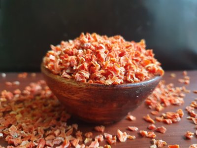 Dehydrated Carrot Flakes